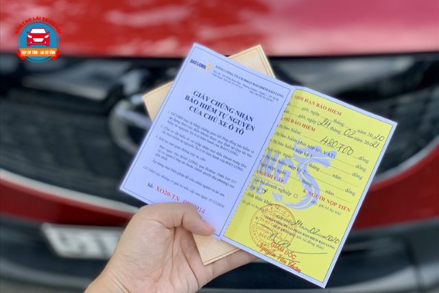 Người đi xe ô tô có thể mua thêm bảo hiểm tự nguyện