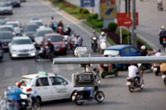 Để ý khi đi qua các ngã tư vì hiện nay hệ thống giám sát phạt nguội đã được lắp đặt rất nhiều