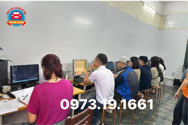 Chương trình đào tạo lý thuyết diễn ra xuyên suốt 3 tháng của khóa học